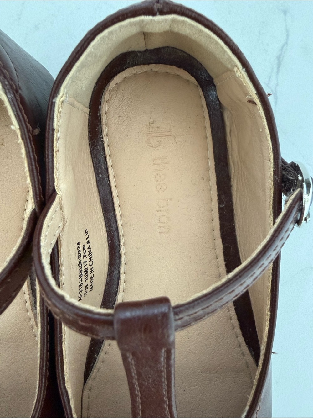 Girls Brown T-Strap Mary Jane Dress Shoes 10T - Picture 5 of 5